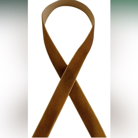 50 Yards of Velvet Ribbon Roll in Rich Brown - Picture 2 of 8